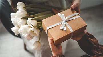 Gifts & Flowers
